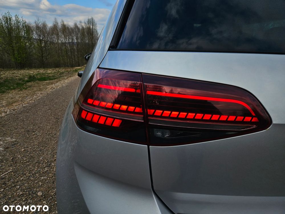 Volkswagen Golf 2.0 TDI BMT Highline DSG - 23