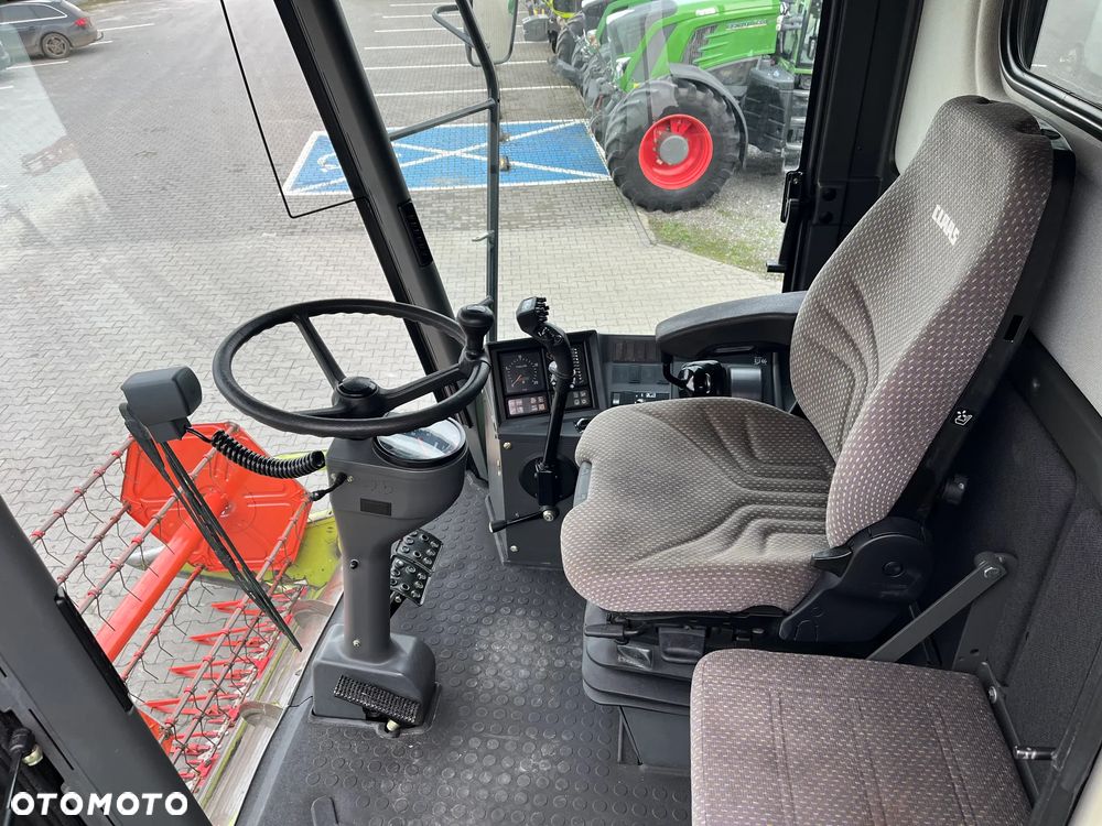 Claas Medion 310 - 17