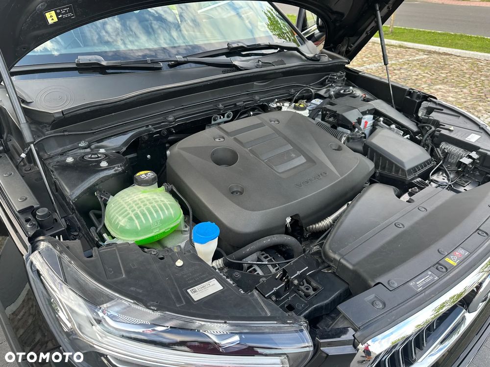 Volvo XC 40 D4 AWD Geartronic Inscription - 28