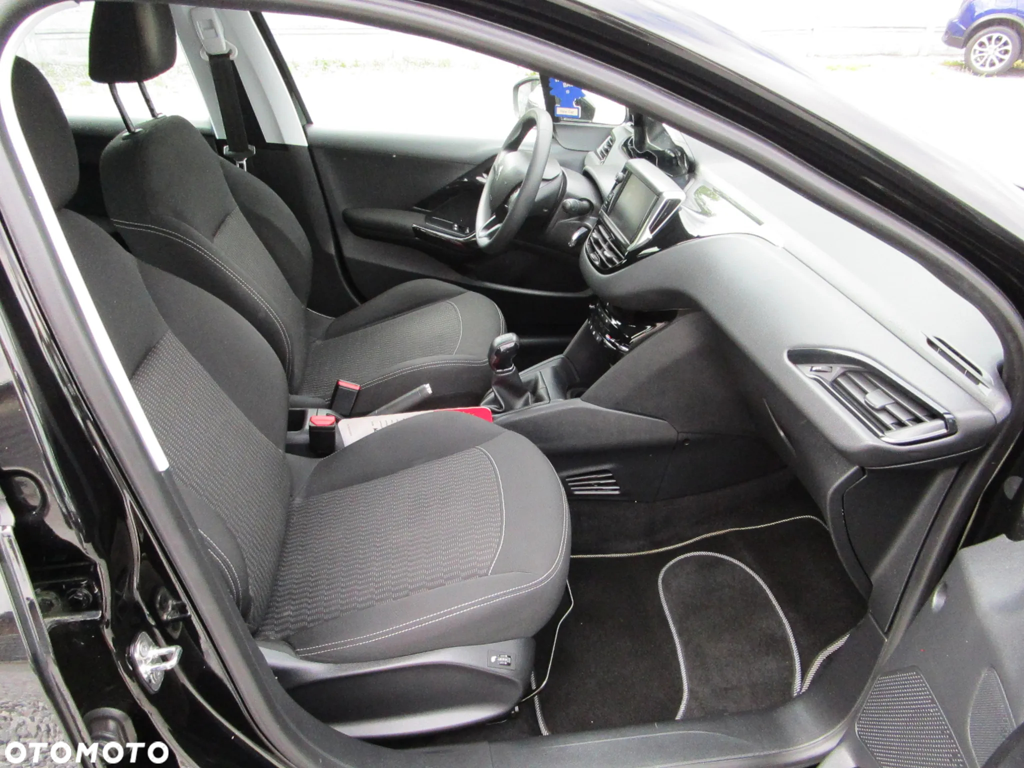 Peugeot 208 1.2 PureTech Active - 23