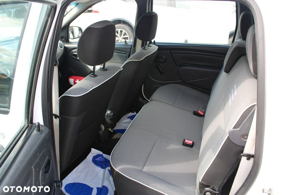 Dacia Logan - 12
