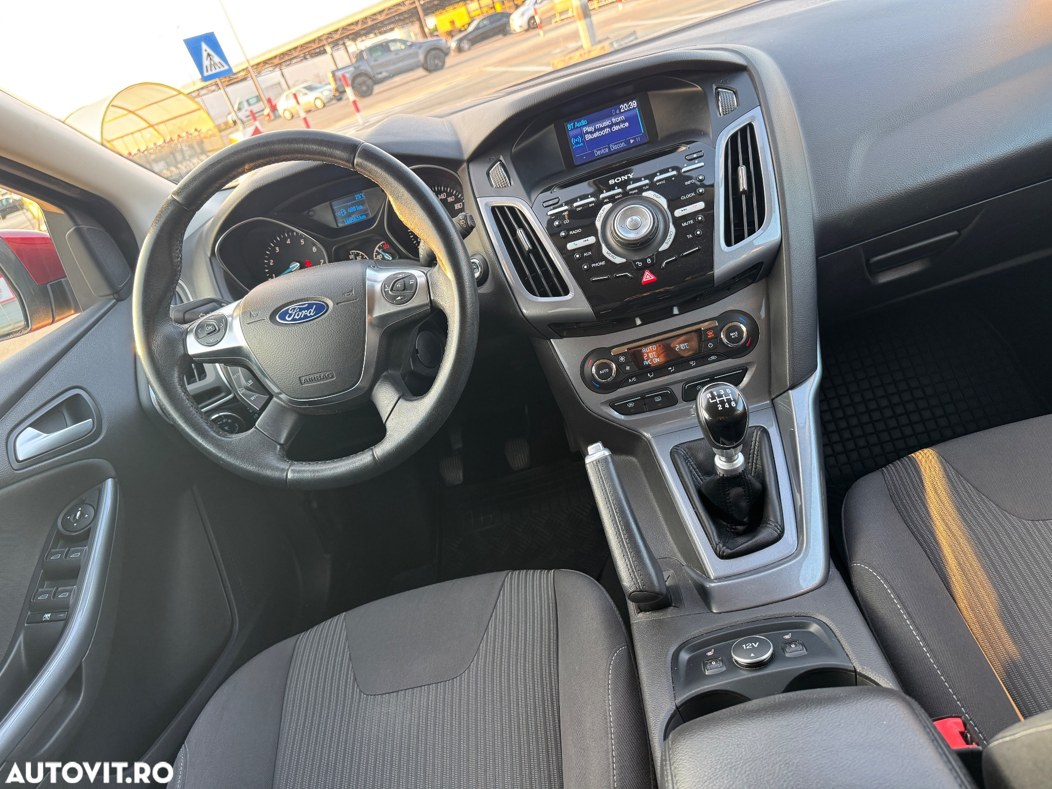Ford Focus 1.0 EcoBoost Start Stop Titanium - 32