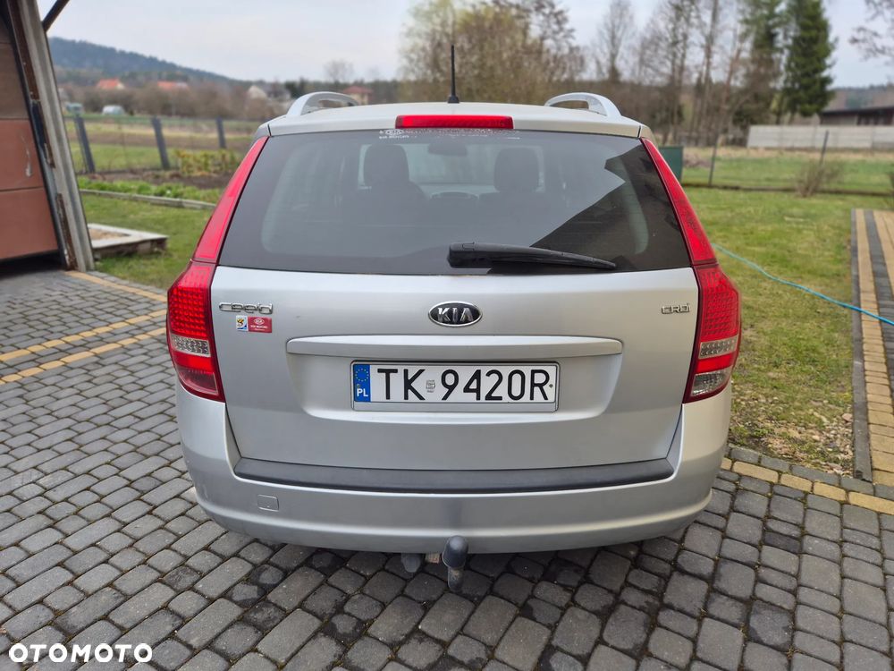 Kia Ceed 1.6 CRDi LX - 6
