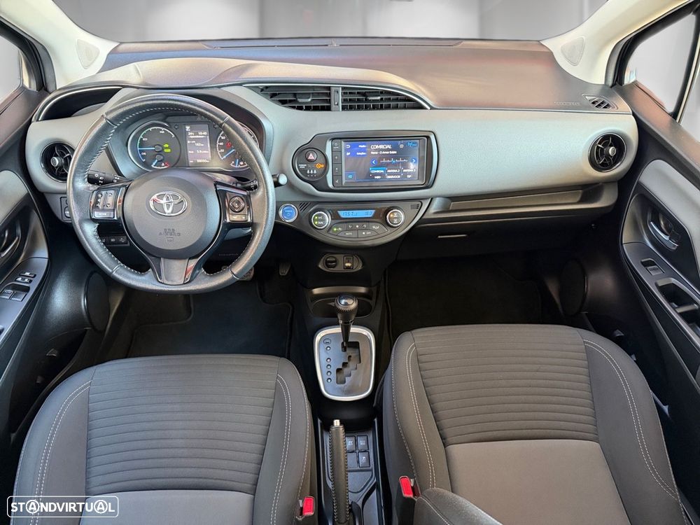 Toyota Yaris - 8
