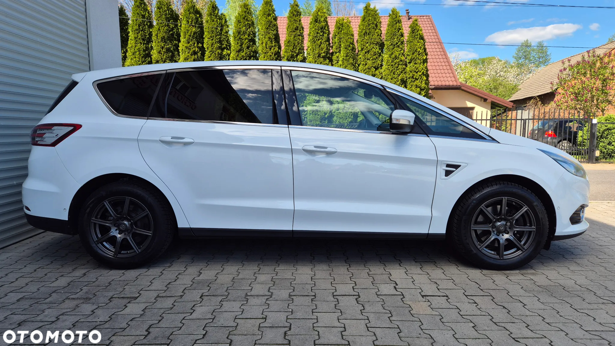 Ford S-Max 2.0 TDCi Titanium PowerShift - 13