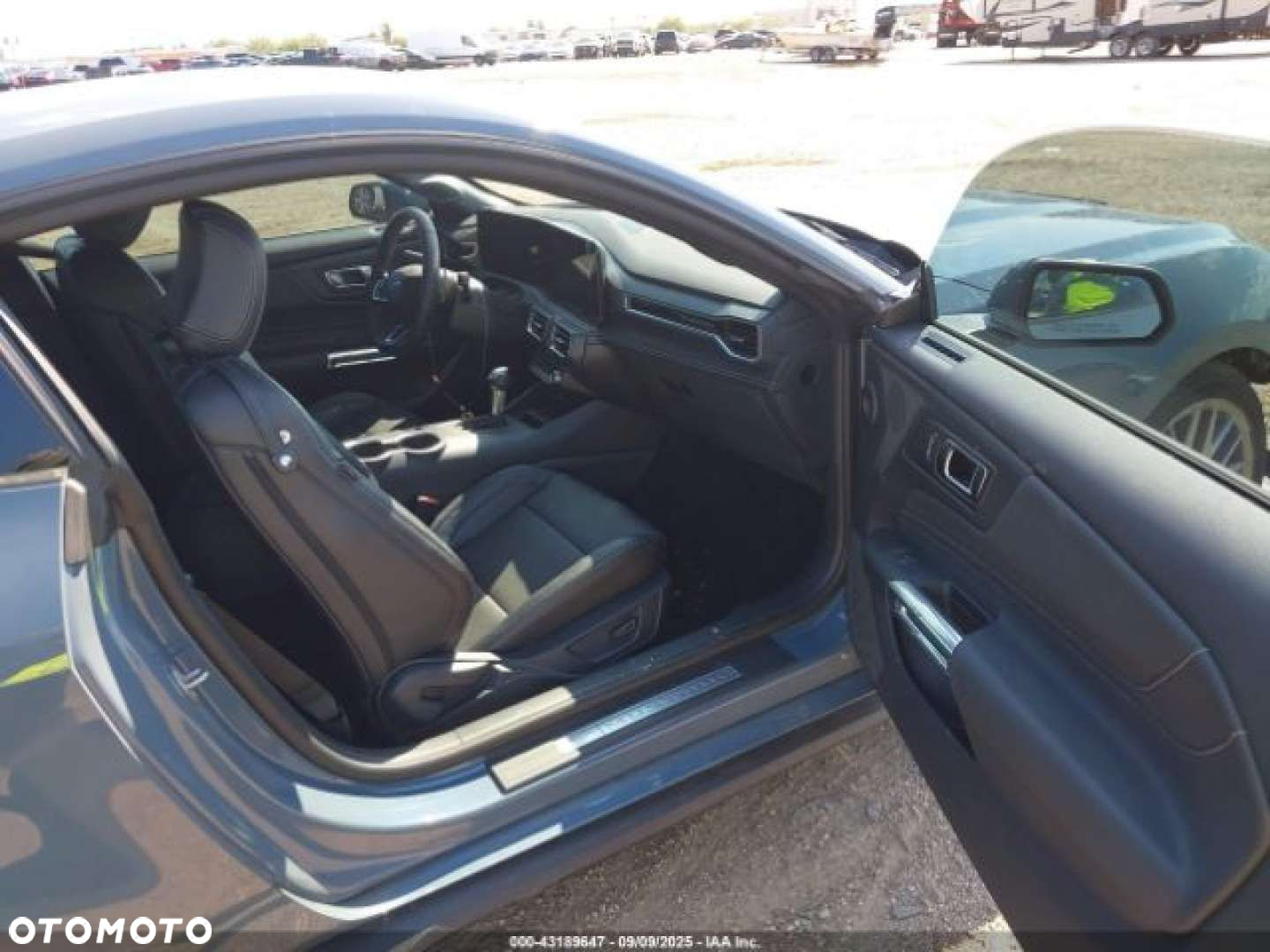 Ford Mustang - 10