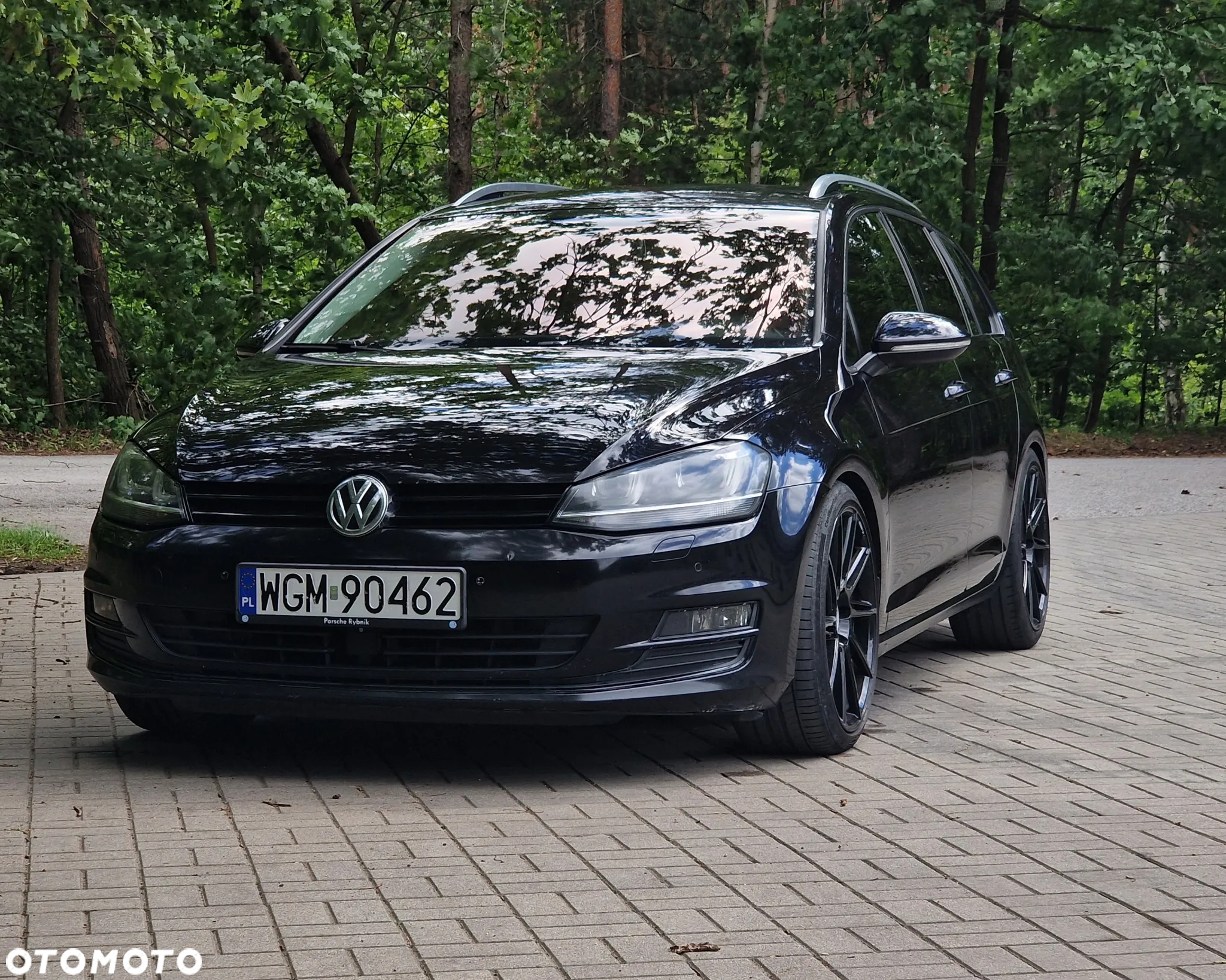 Volkswagen Golf - 2