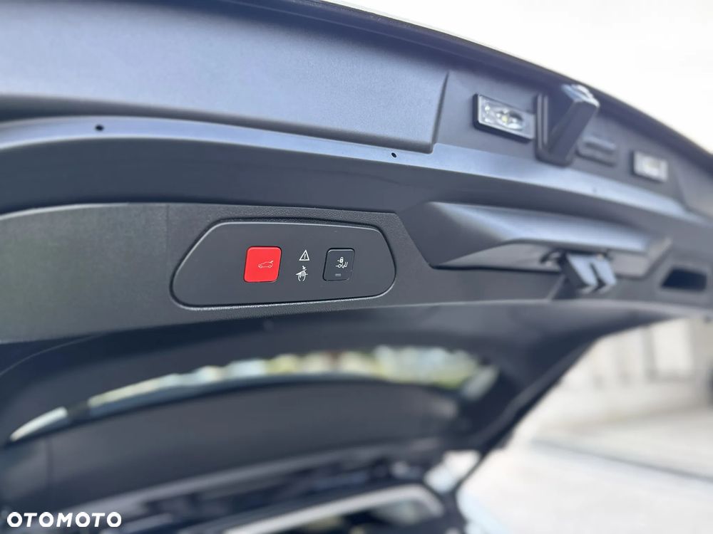 Opel Grandland X Plug-in-Hybrid4 1.6 DI Start/Stop Ultimate - 36