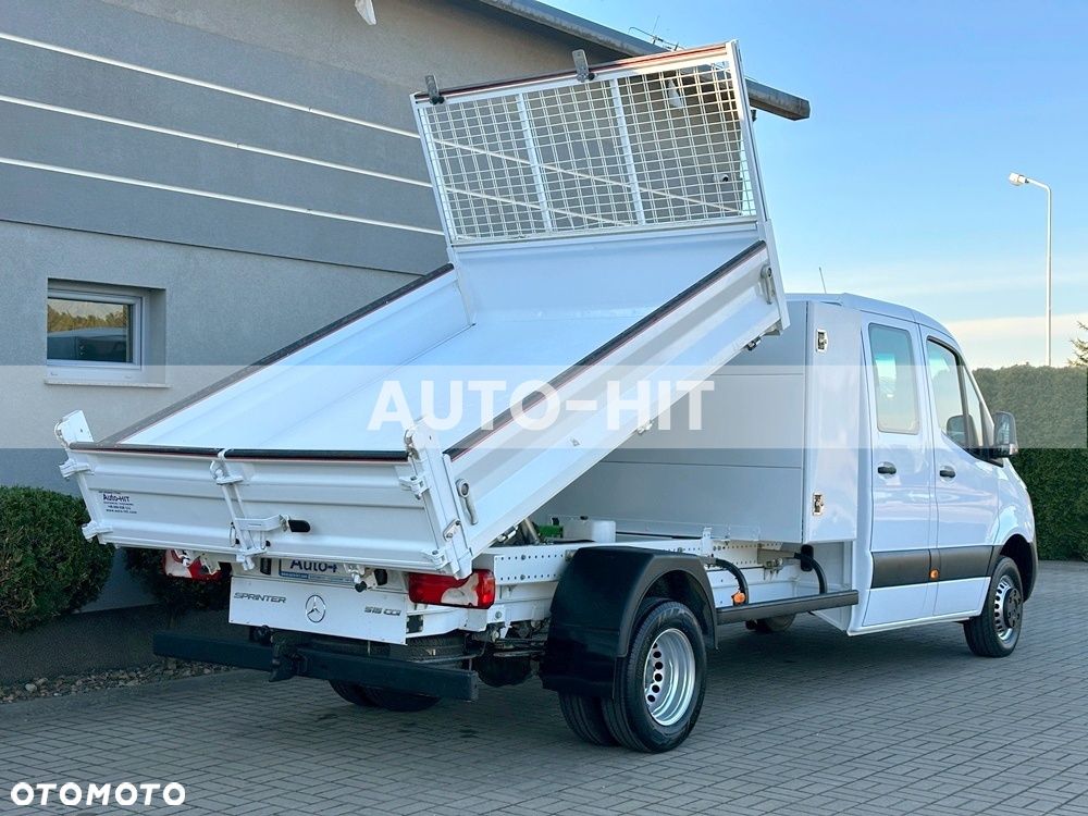 Mercedes-Benz Sprinter - 14