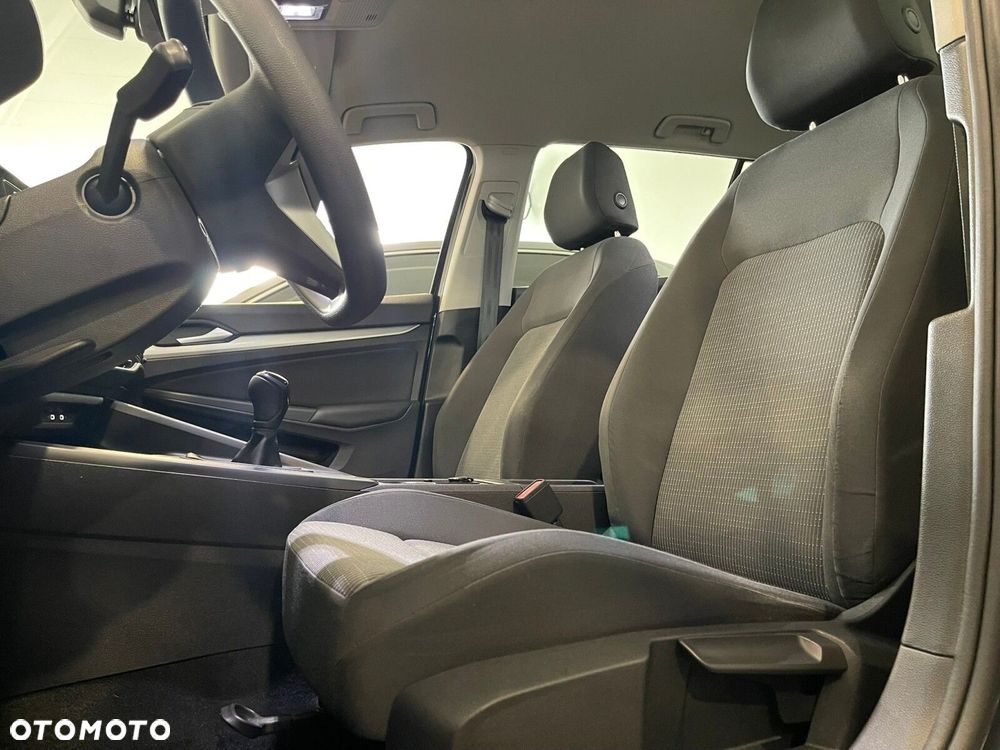 Volkswagen Golf Variant - 10