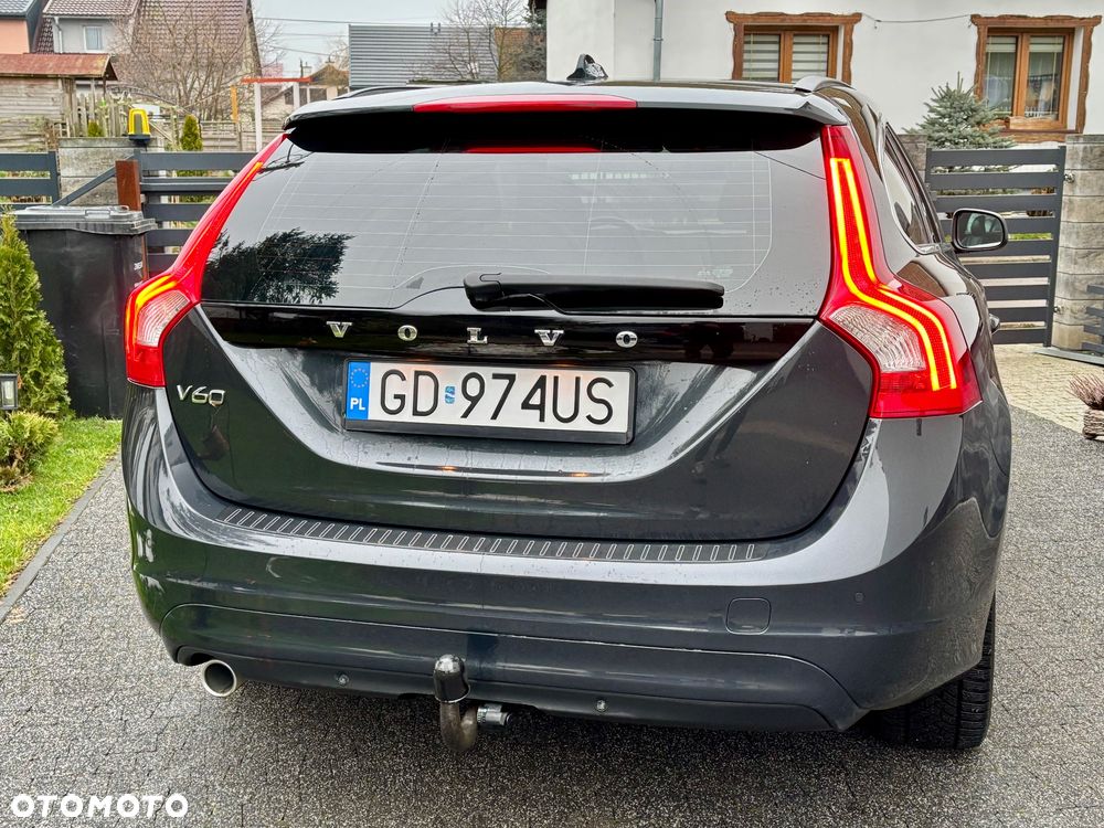 Volvo V60 D3 Summum - 18