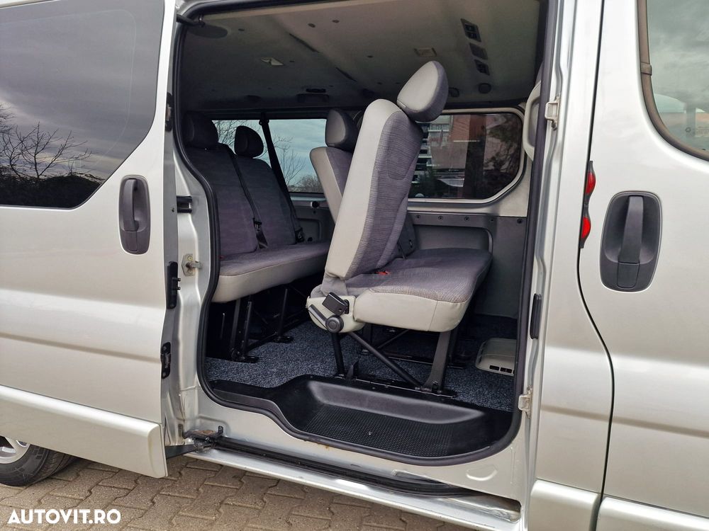 Renault Trafic Grand Passenger L2H1 Authentique - 11