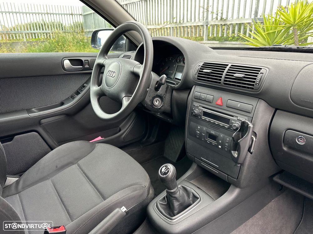 Audi A3 1.6 Ambition - 11