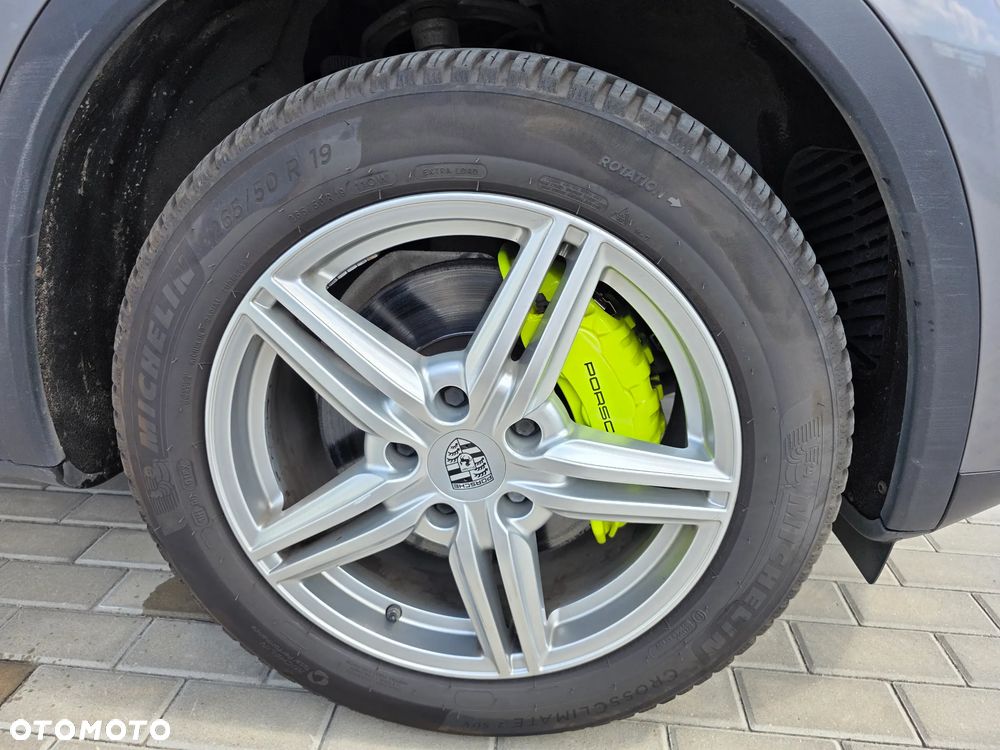Porsche Cayenne S E-Hybrid Platinum Edition - 19