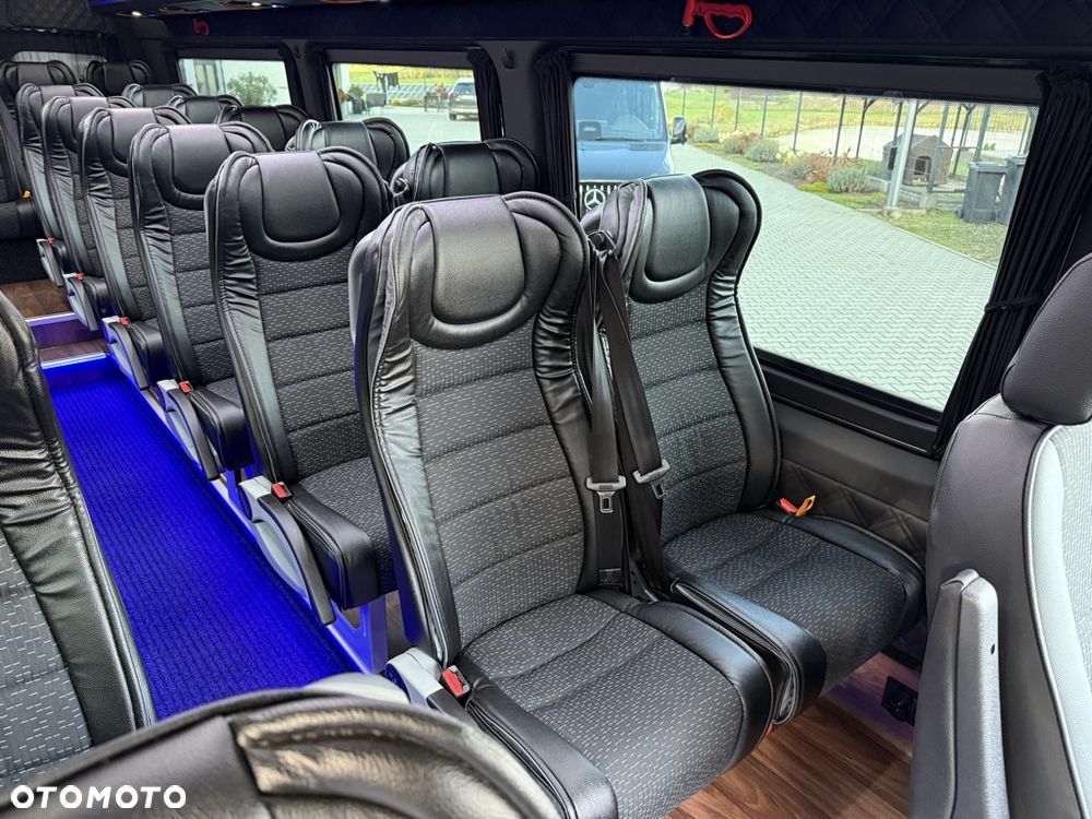 Mercedes-Benz Sprinter 517 Tourist Line - 23