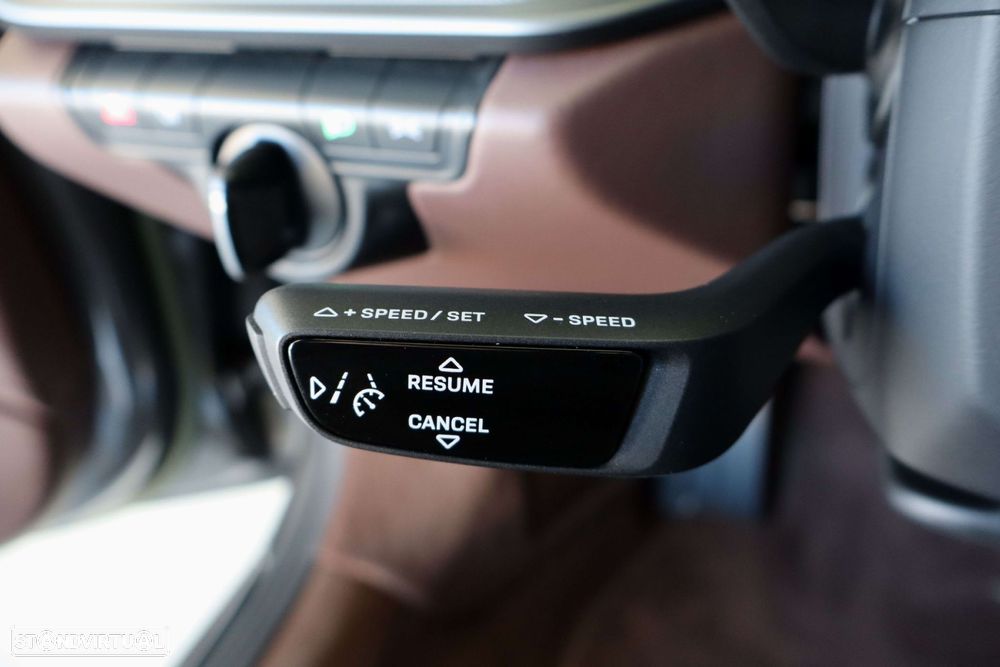 Porsche 911 (992) Carrera 4 PDK - 30