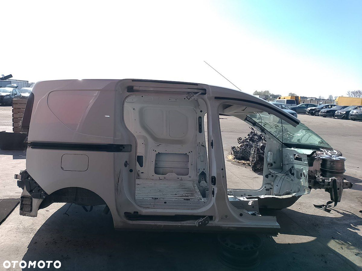 BŁOTNIK PRAWY TYŁ DACIA DOKKER OV369 - 6