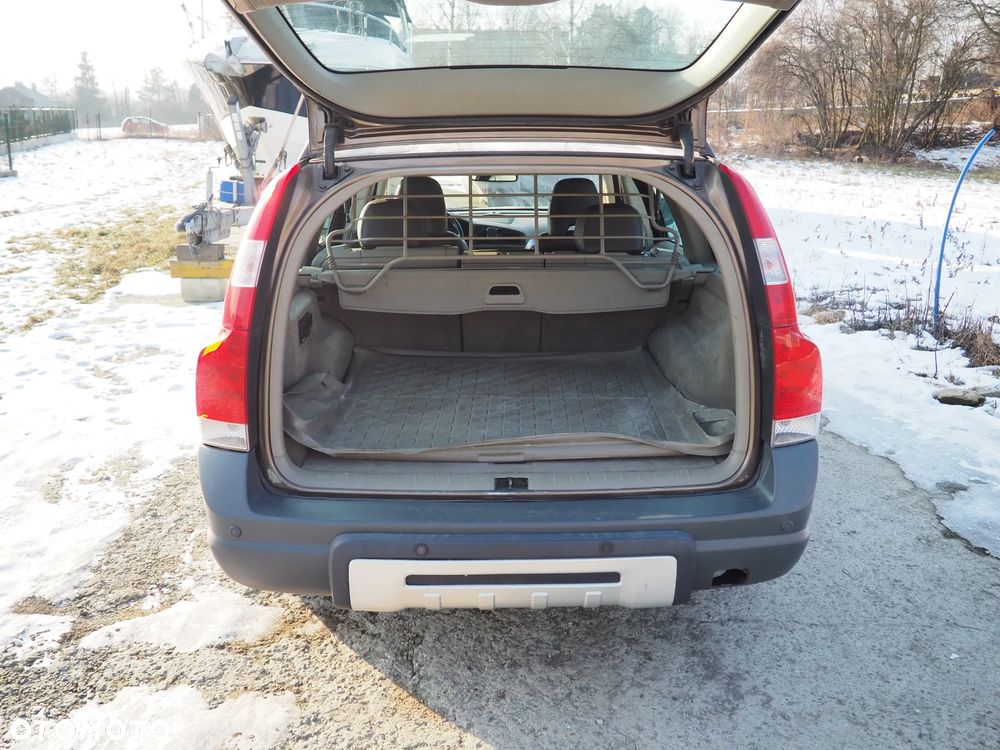 Volvo XC 70 - 12