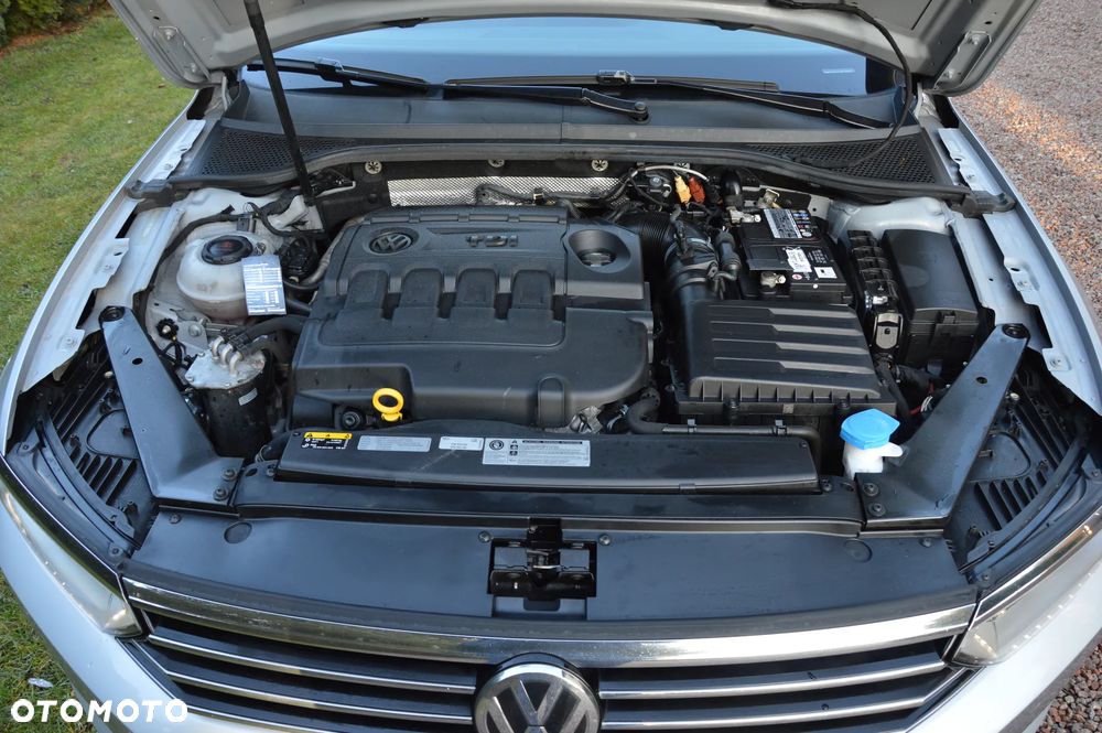 Volkswagen Passat Variant - 39