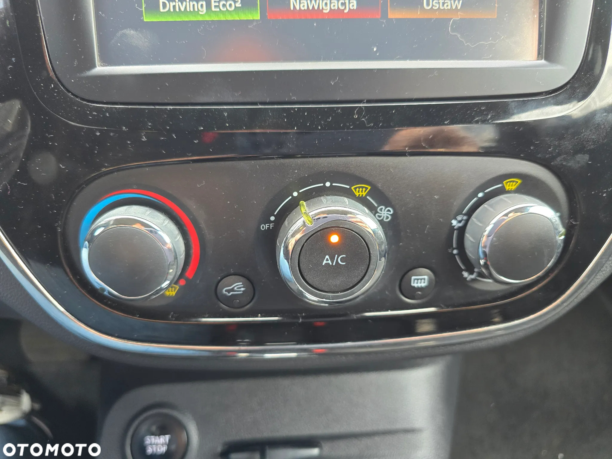 Renault Captur 1.2 Energy TCe Limited EDC - 17