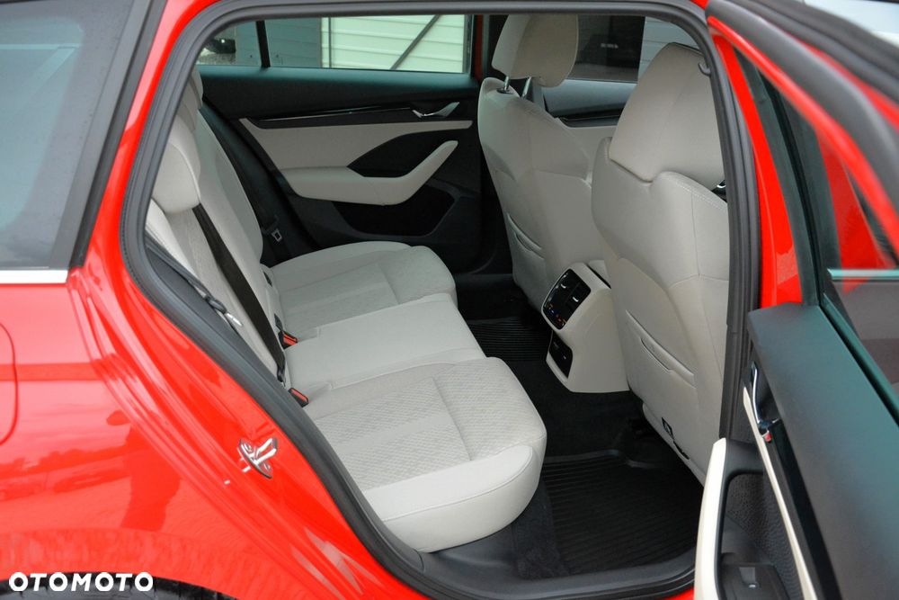 Skoda Octavia 1.5 TSI ACT Style - 39