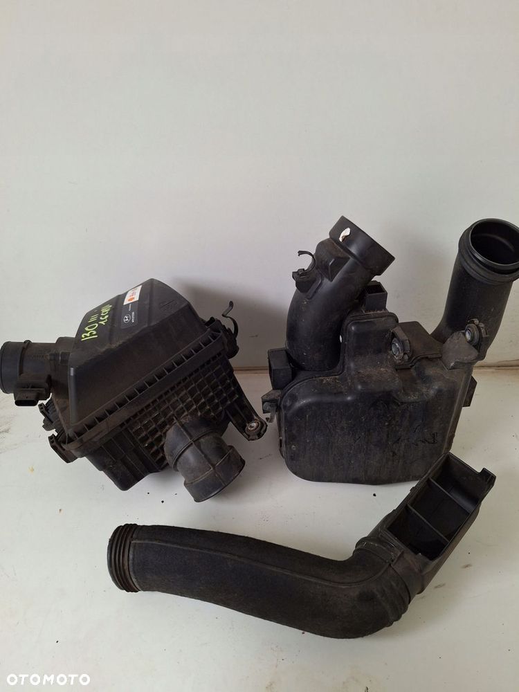 kompletny rezonator filtr powietrza hyundai i30 iii 1.6 crdi 28110-f2900 - 1