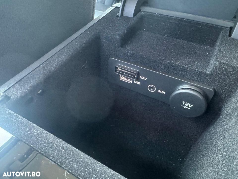 Jaguar XE 20d Aut. Prestige - 27