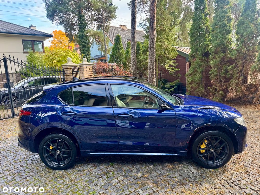 Alfa Romeo Stelvio 2020 photo 2