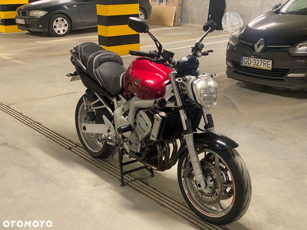 Yamaha FZ6 - 2