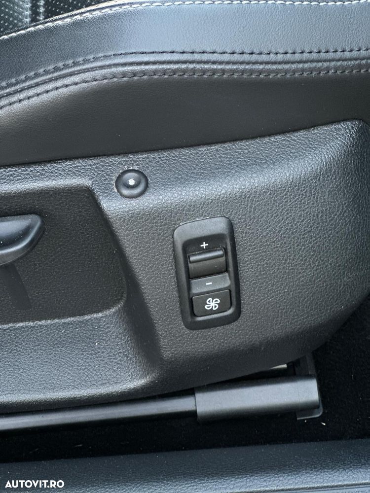 Volkswagen Passat CC 2.0 TDI DSG BMT - 13