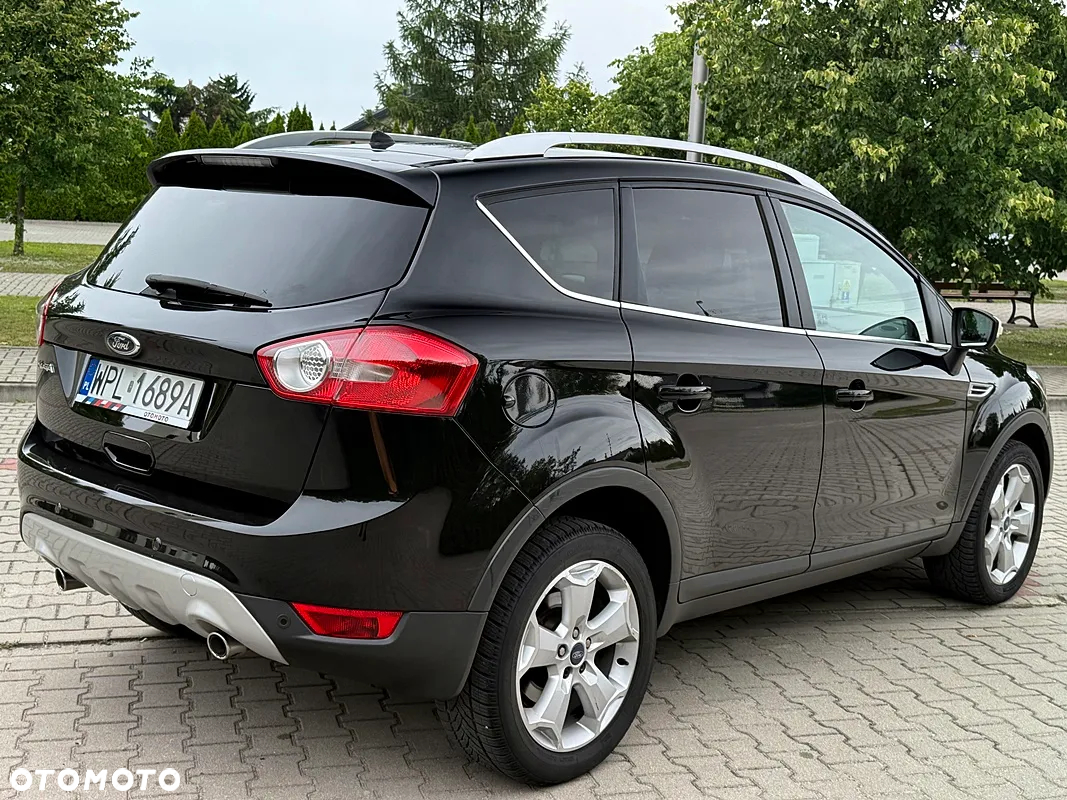 Ford Kuga 2.0 TDCi 2x4 Titanium - 12