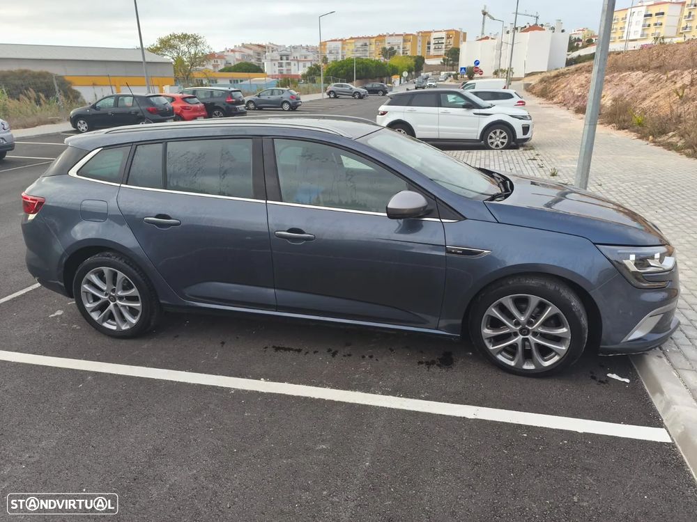 Renault Mégane Sport Tourer - 2