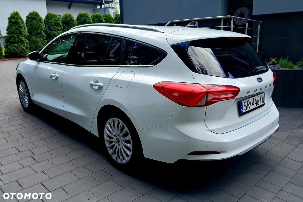 Ford Focus 1.5 TDCi DPF Start-Stopp-System Titanium - 6