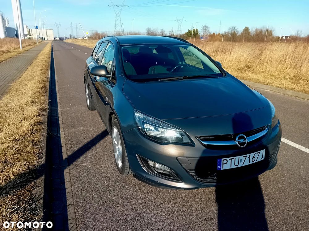 Opel Astra 1.6 CDTI DPF ecoFLEX TourerStart/Stop Edition - 2