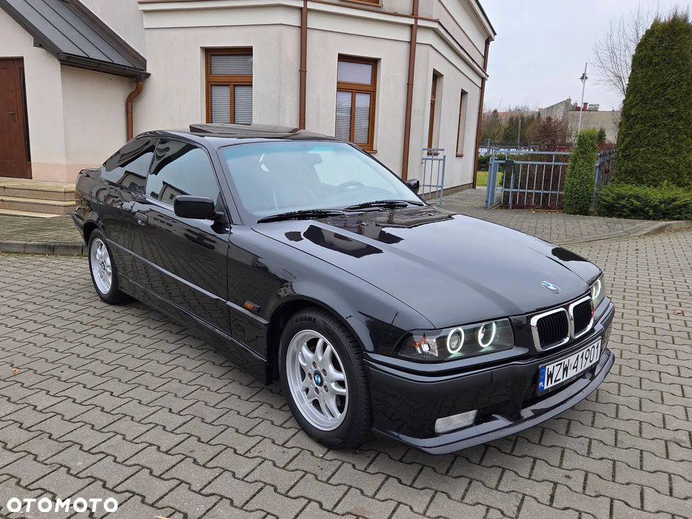 BMW Seria 3 323i - 3