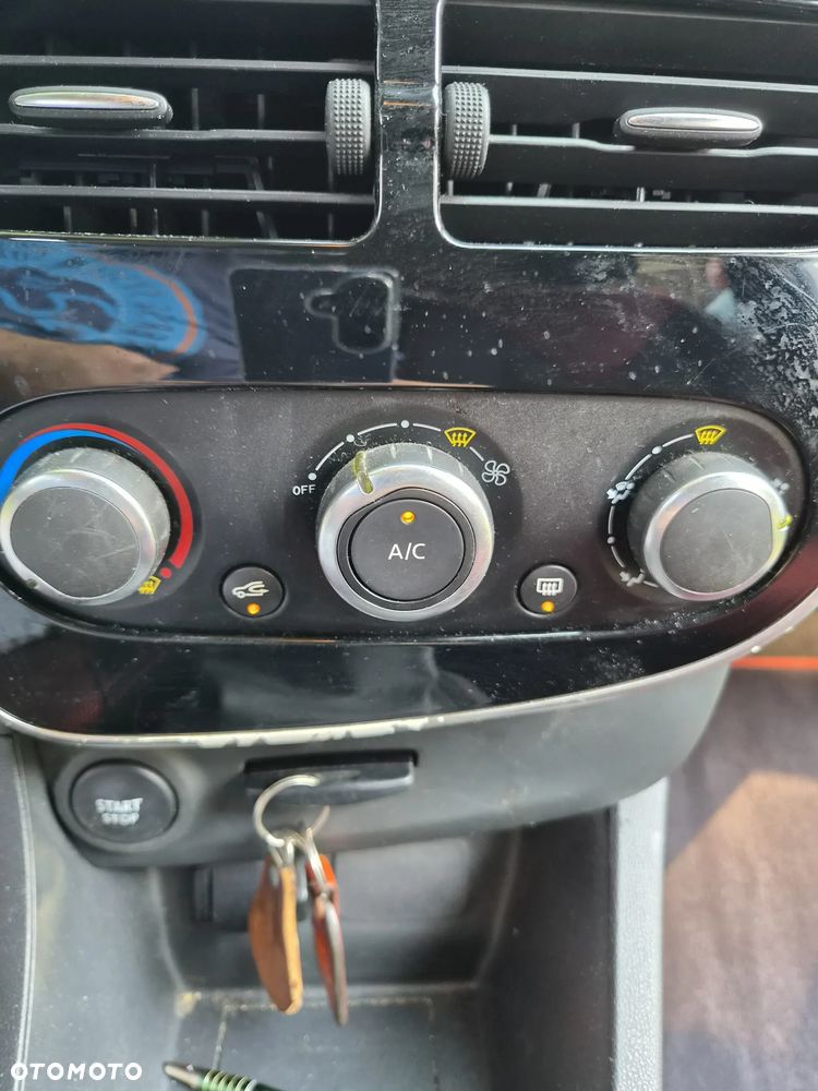 Renault Clio dCi 75 Stop & Start Expression - 20