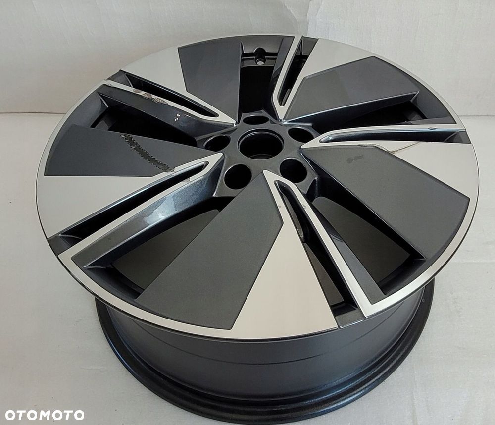 FELGA SKODA ENYAQ 5LA 8x19 19 ET45 5X112 - 7