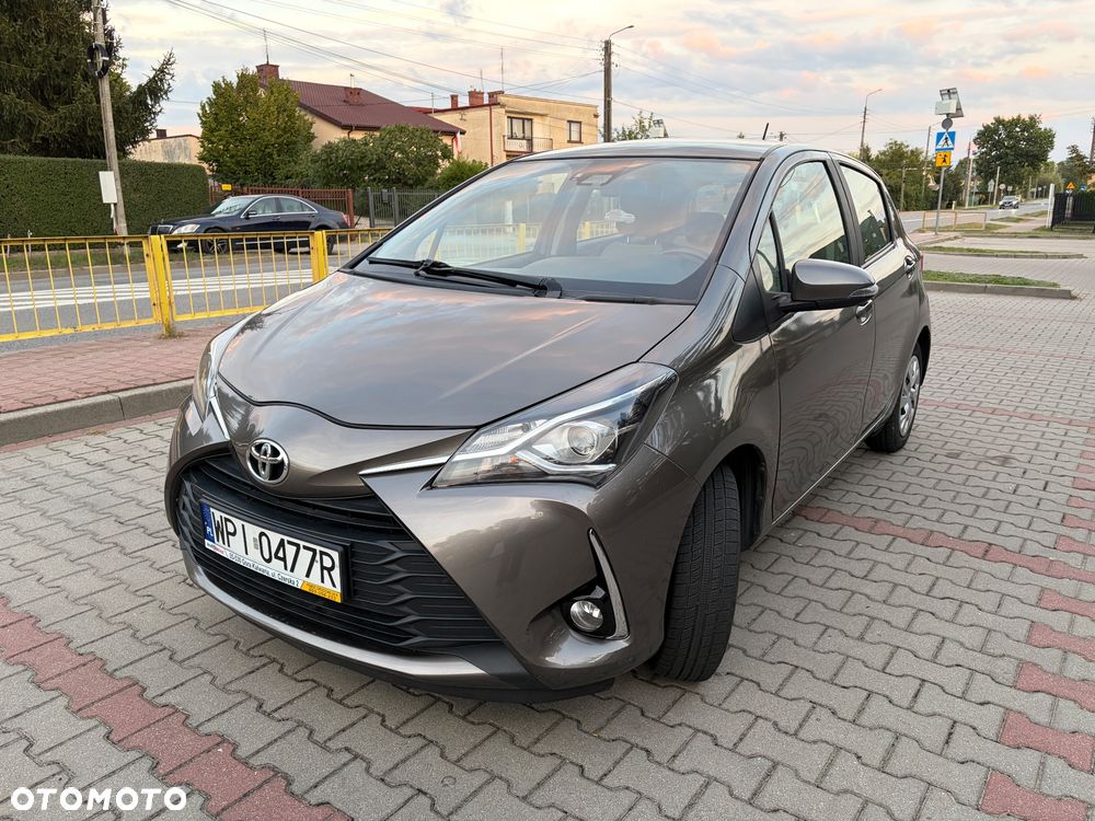 Toyota Yaris 1.0 Premium - 1