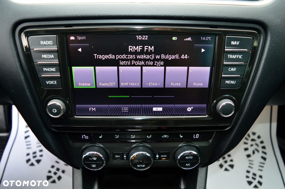Skoda Octavia 2.0 TDI DSG RS - 20