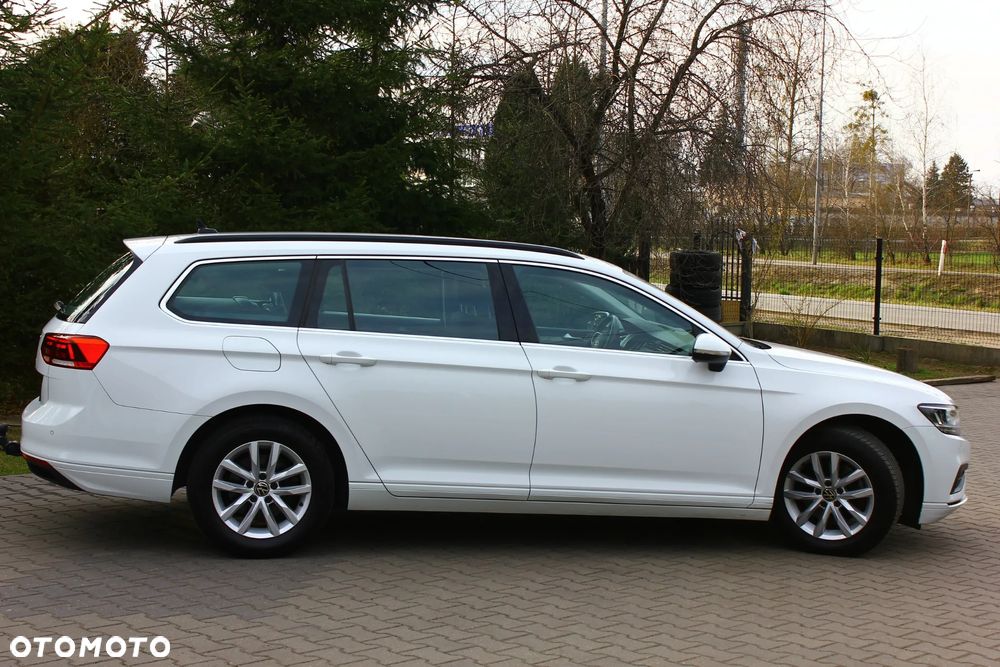 Volkswagen Passat 2.0 TDI SCR DSG Business - 14
