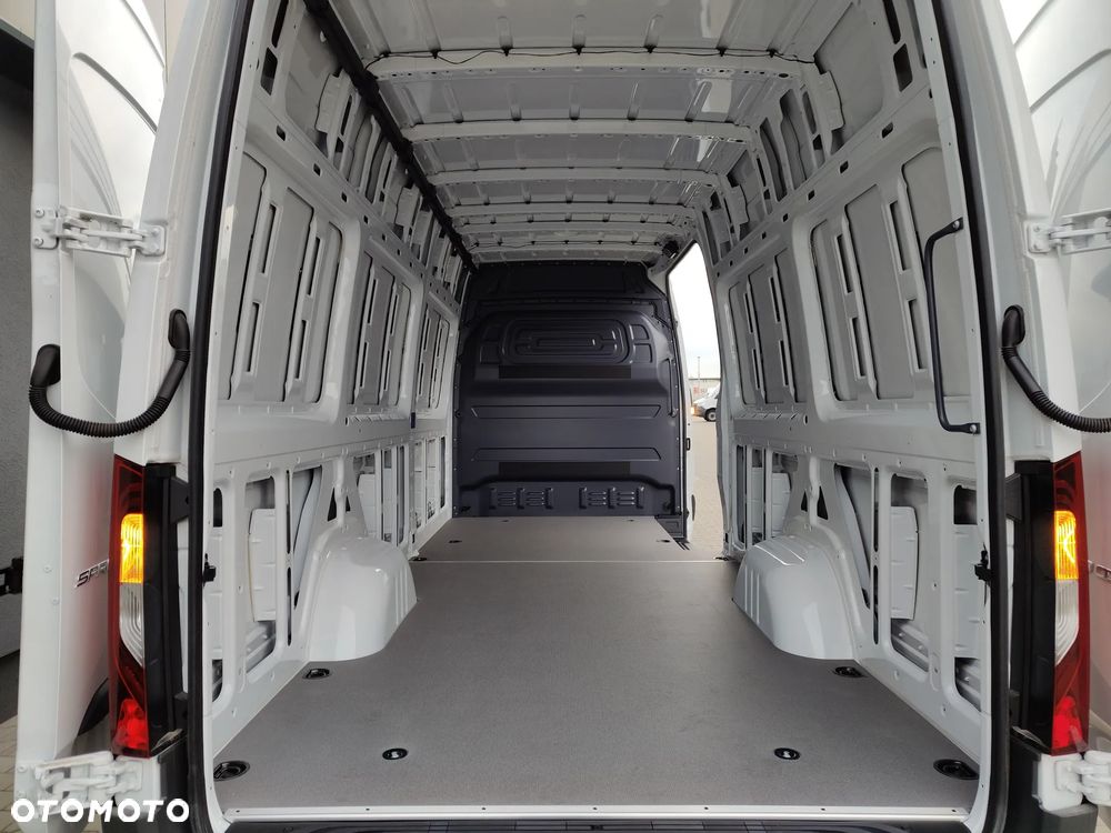 Mercedes-Benz Sprinter 319 CDI - 5