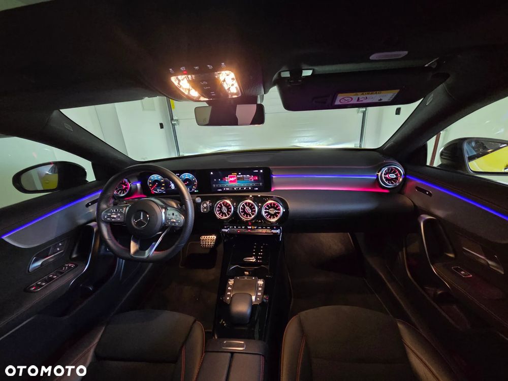 Mercedes-Benz CLA 250 4-Matic AMG Line 7G-DCT - 29