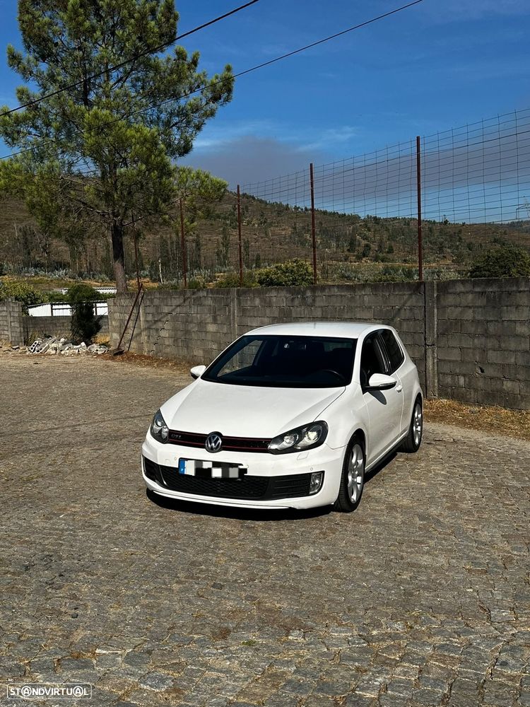 VW Golf 2.0 GTI - 1
