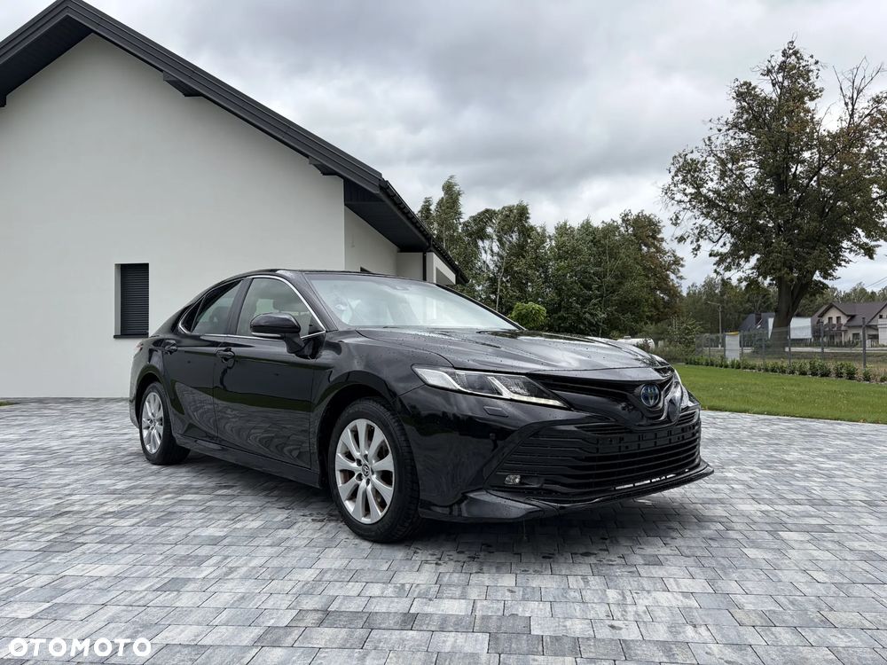 Toyota Camry Business Edition - 3