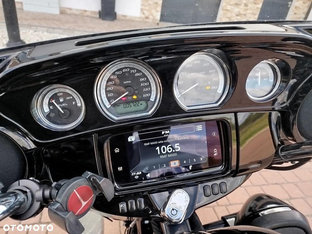 Harley-Davidson Touring Electra Glide - 3