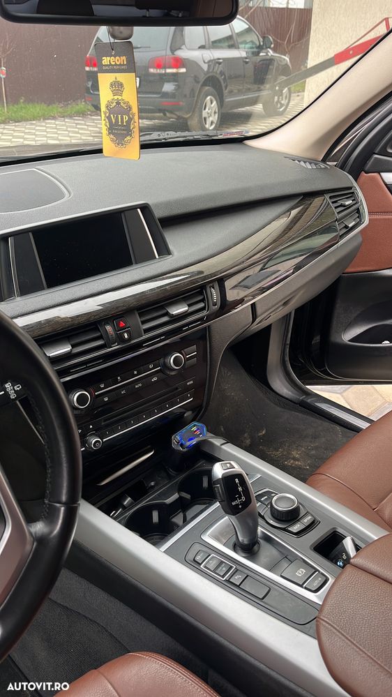 BMW X5 sDrive25d Sport-Aut. - 7