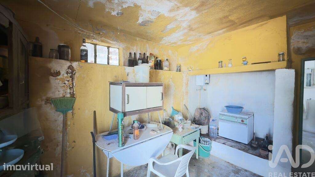 Casa rústica T3 em São Vicente do Paul e Vale de Figueira - Grande imagem: 4/35