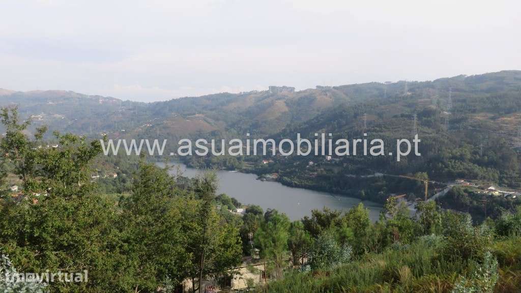 Terreno p/ Construção - Valdosende - Grande imagem: 3/3