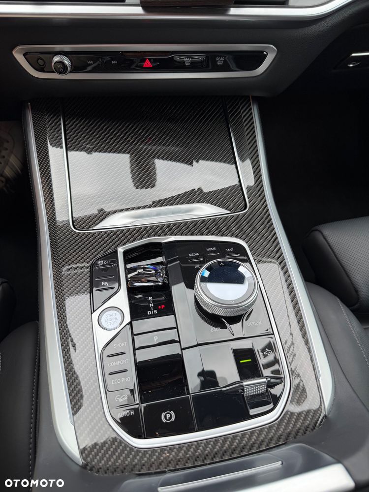 BMW X5 xDrive40d mHEV - 8