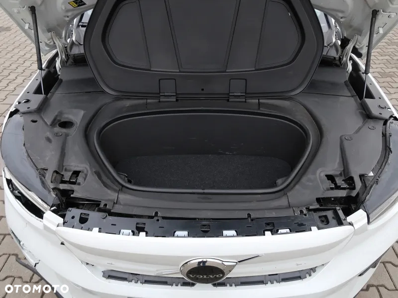 Volvo C40 - 33